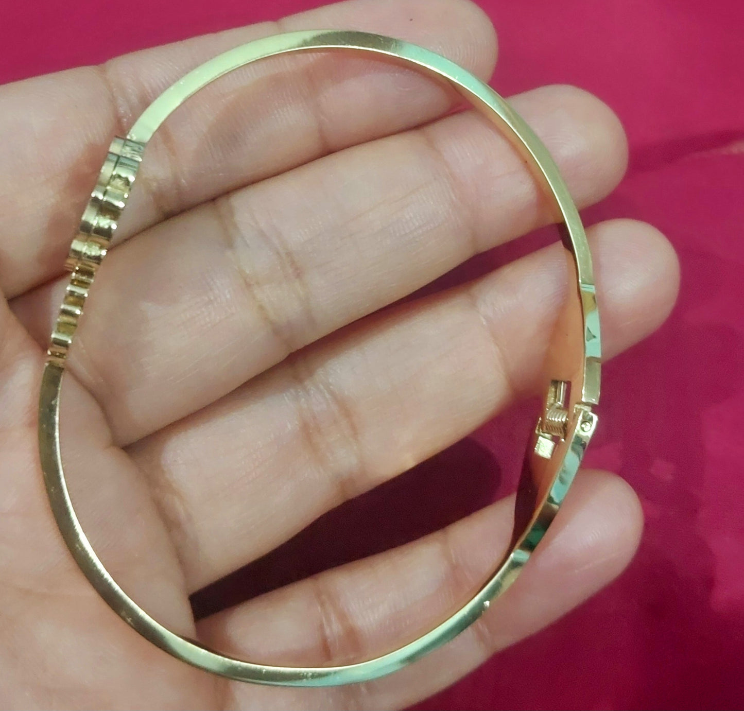 Gold fancy bracelet kada