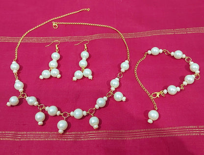 Pearl bead necklace matching earrings with bracelet