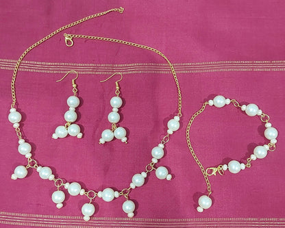 Pearl bead necklace matching earrings with bracelet