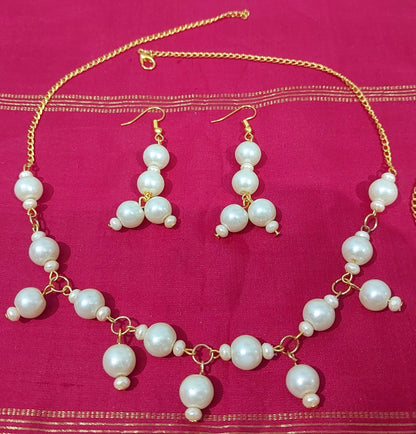 Pearl bead necklace matching earrings with bracelet