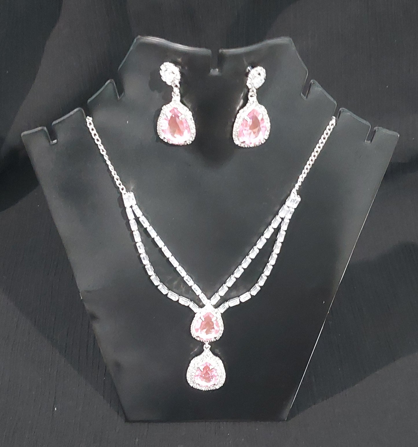 Silver AD,crystals monalisa stones pink necklace & earrings