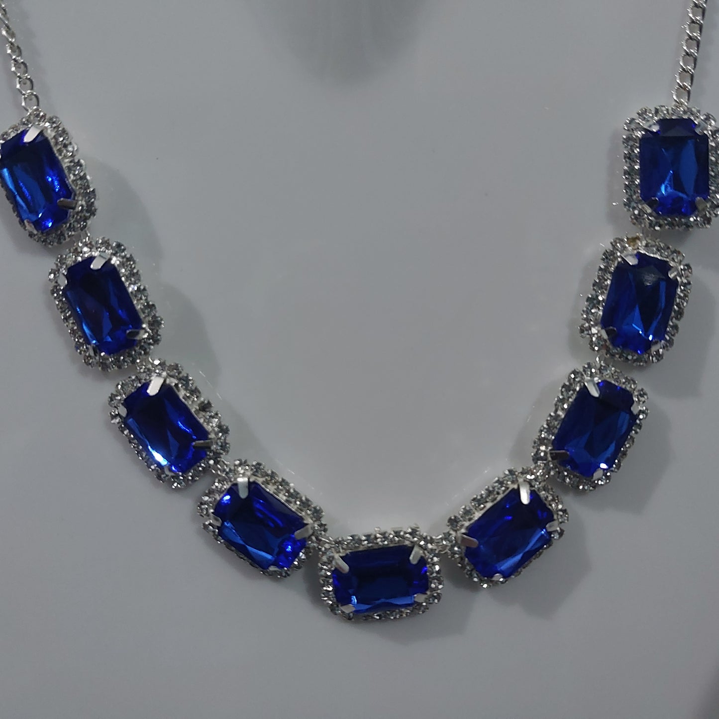 Silver AD Blue necklace with earrings