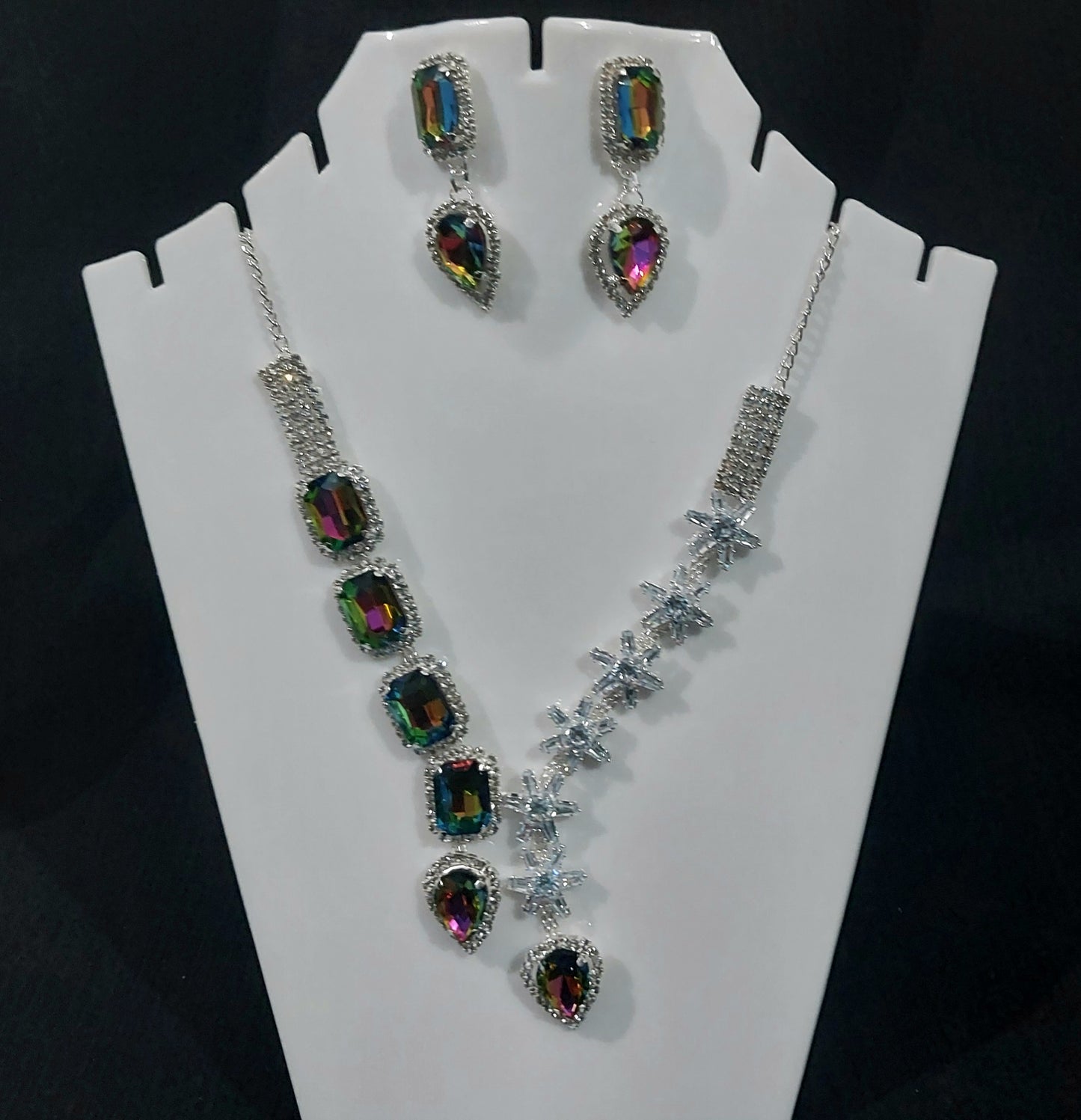 Silver AD stone & monalisa stones multicolour necklace & earrings