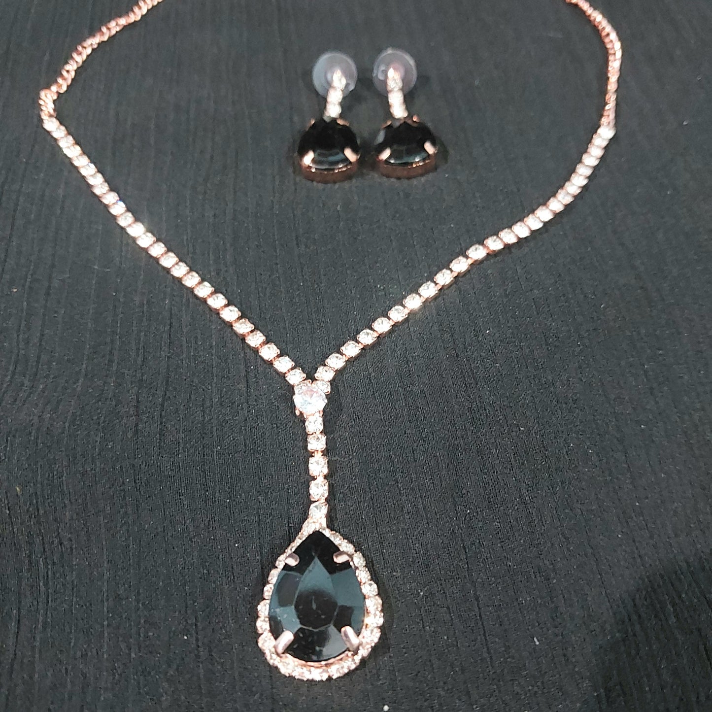 Rose gold AD stones black necklace &earrings